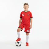 Futbolen ekip Chervenite dyavoli front