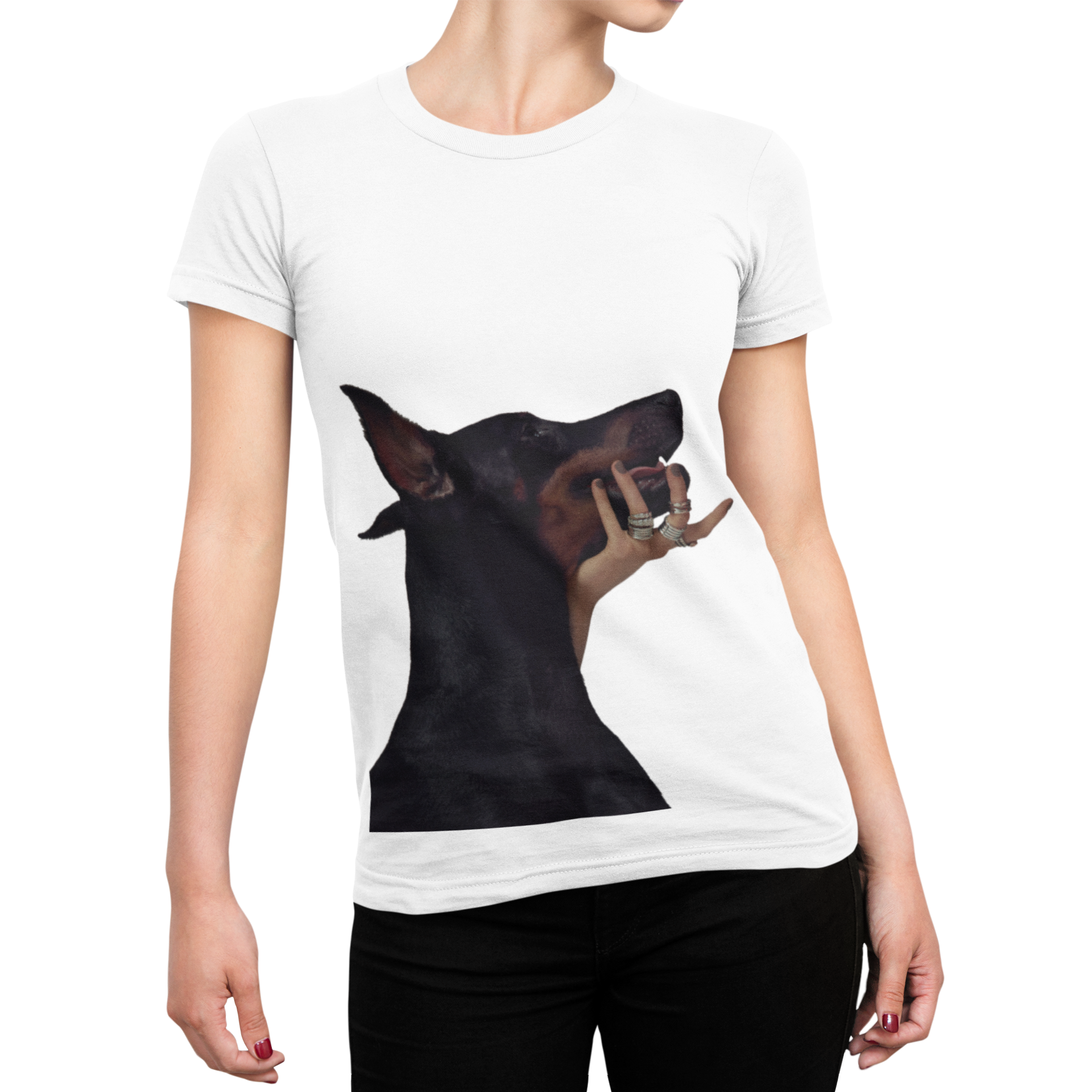 Дамска тениска DOBERMAN